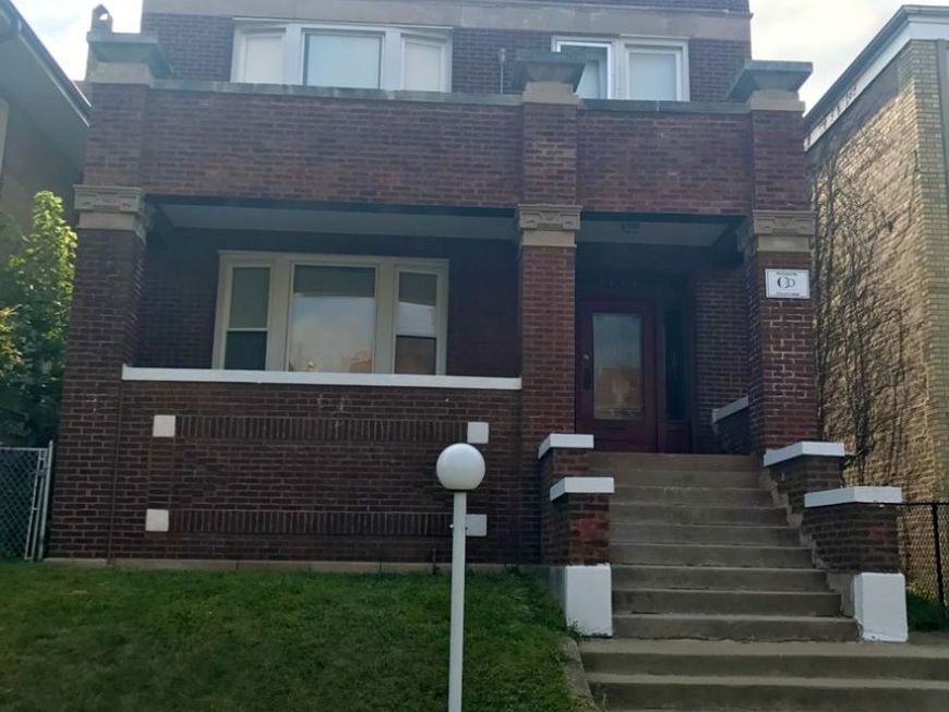 Main Photo