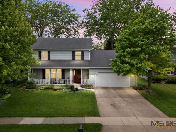 305 Stetzer Street , Elburn, IL 60119
