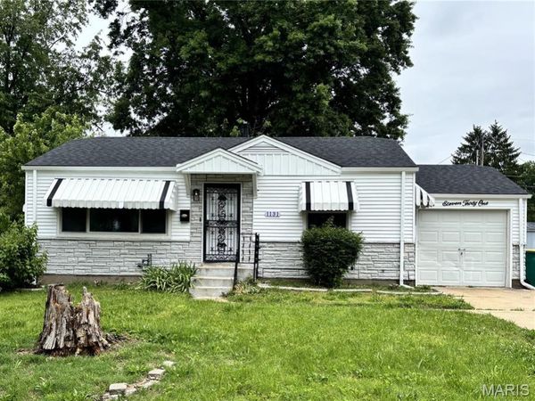 1131 Darr Drive , St Louis, MO 63137