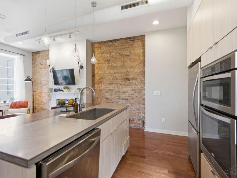 122 W Fifteenth St, Unit 222, Cincinnati, OH 45202 Photo 31