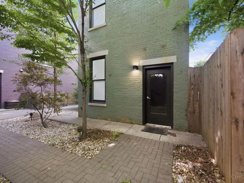 122 W Fifteenth St, Unit 222, Cincinnati, OH 45202 Photo 5
