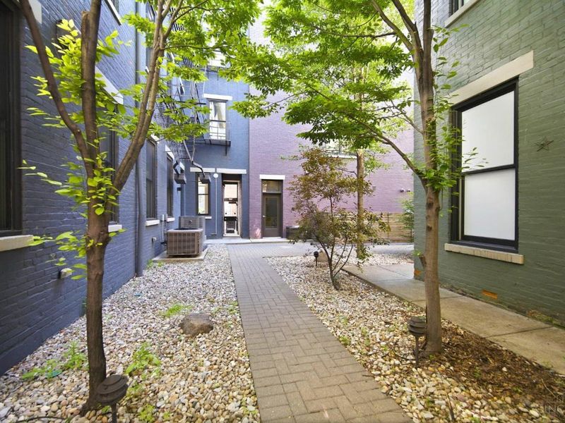 122 W Fifteenth St, Unit 222, Cincinnati, OH 45202 Photo 6
