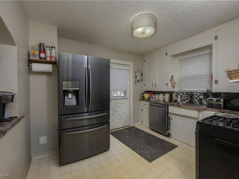 501 E 4th Street , Dover, OH 44622 Photo 14