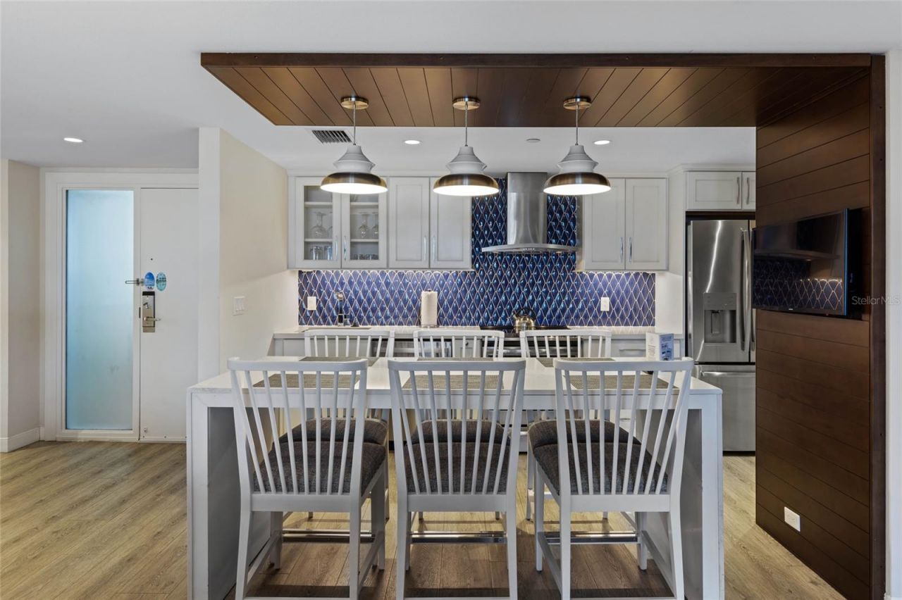 210 Sands Point Road, Unit 2101, Longboat Key, FL 34228 Photo