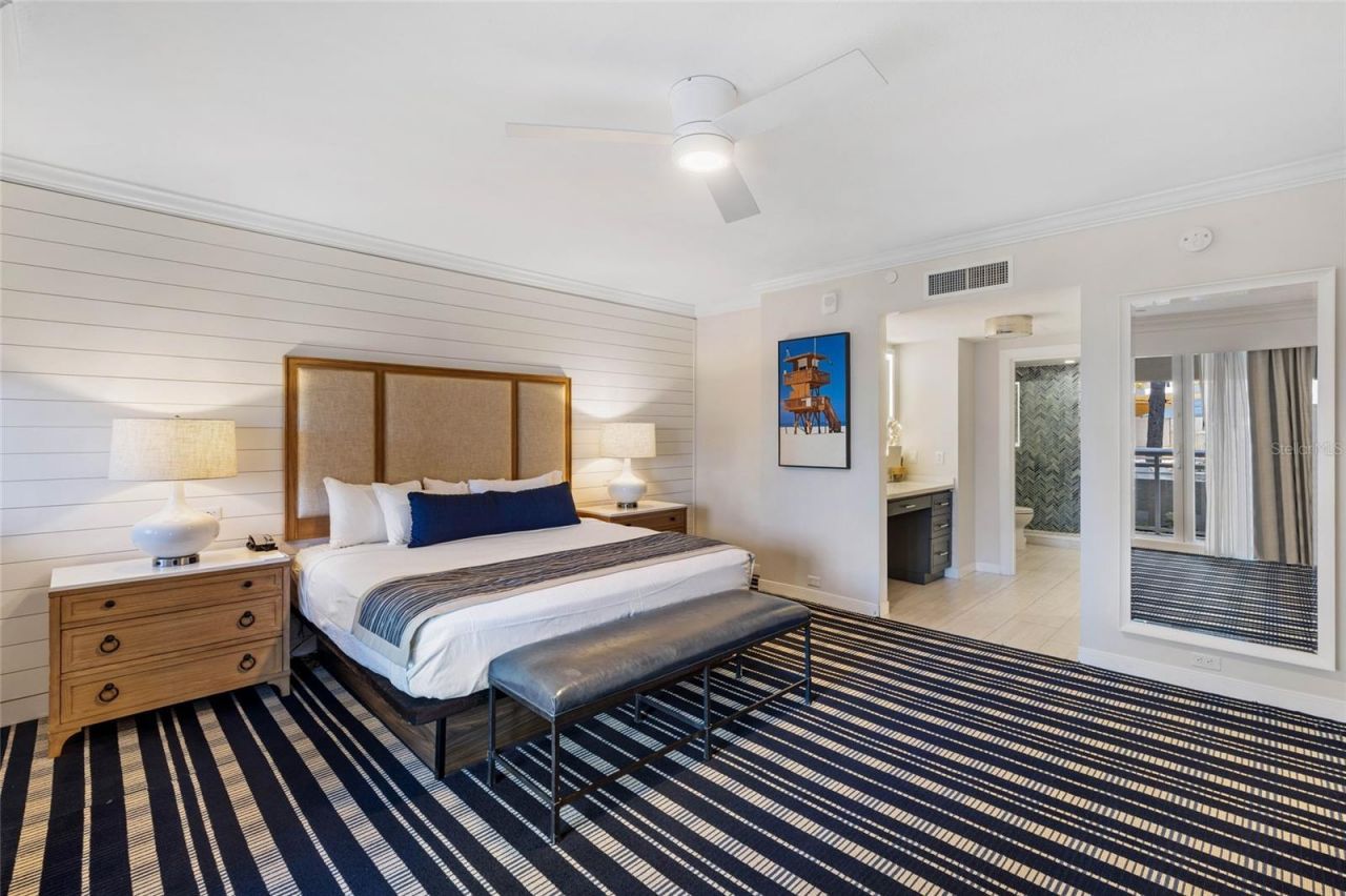 210 Sands Point Road, Unit 2101, Longboat Key, FL 34228 Photo