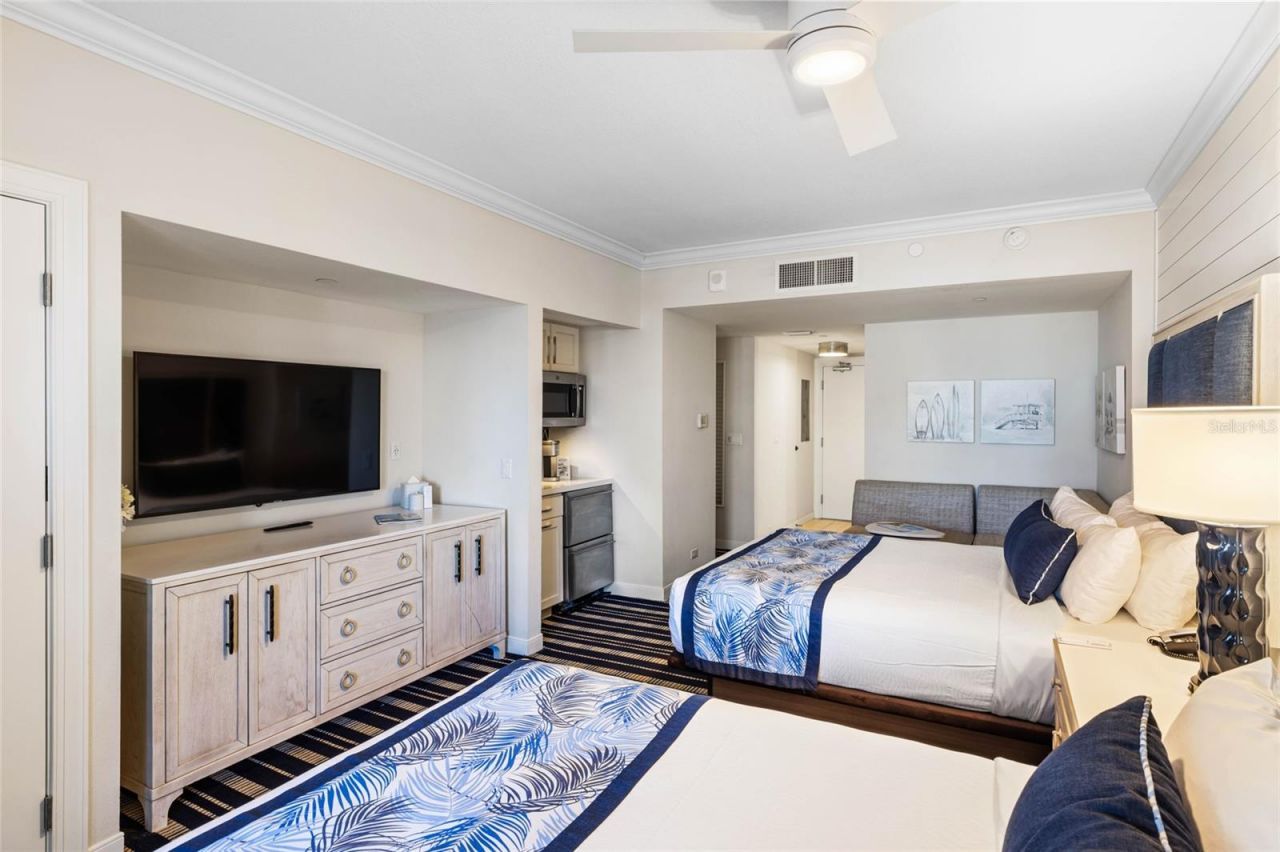 210 Sands Point Road, Unit 2101, Longboat Key, FL 34228 Photo