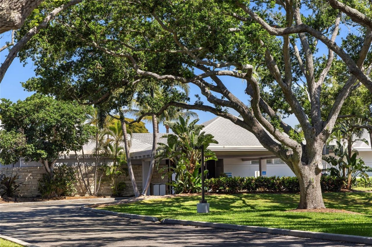 210 Sands Point Road, Unit 2101, Longboat Key, FL 34228 Photo