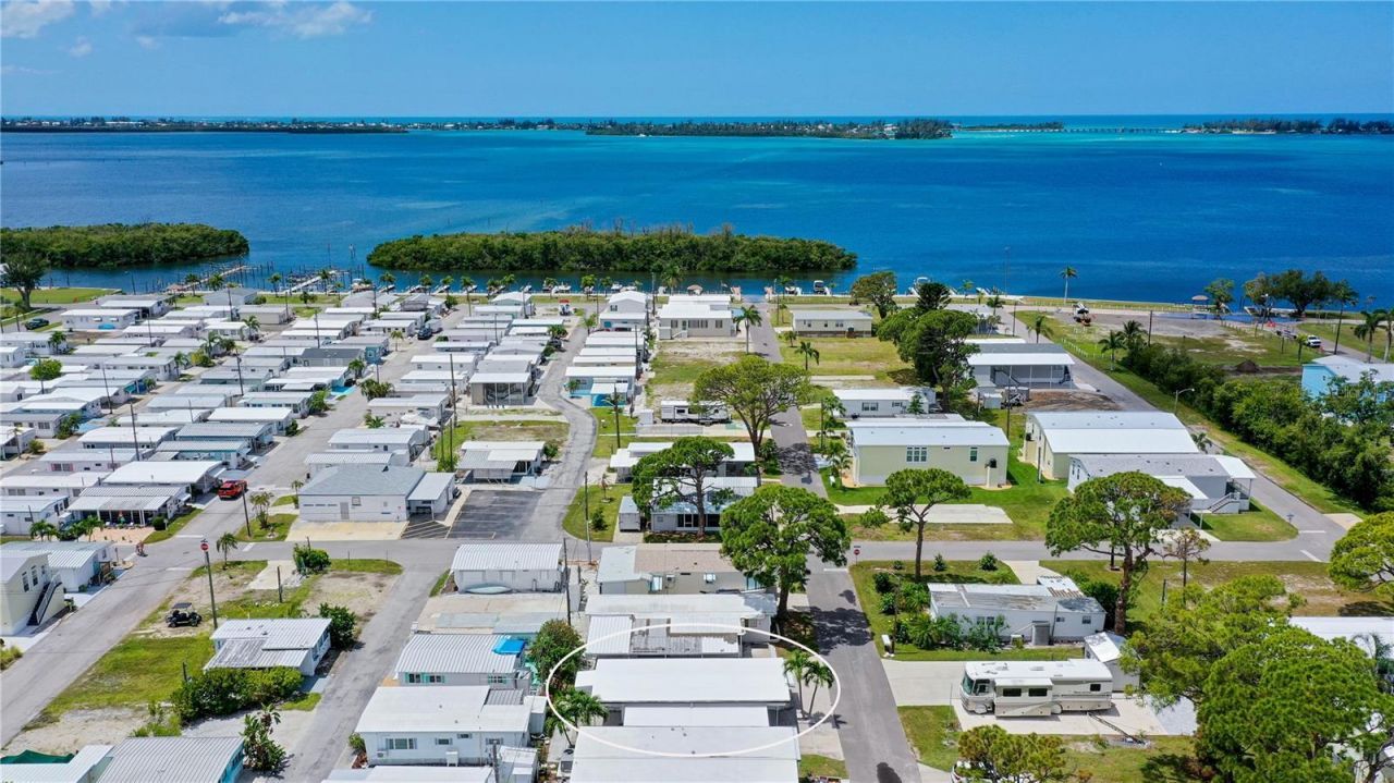 10315 Cortez Road W, Unit 30-5, Bradenton, FL 34210 Photo