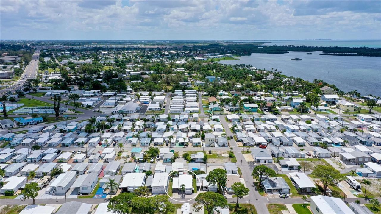 10315 Cortez Road W, Unit 30-5, Bradenton, FL 34210 Photo