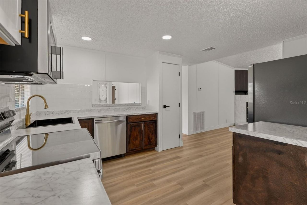 4970 N Redwood Avenue , Hernando, FL 34442 Photo