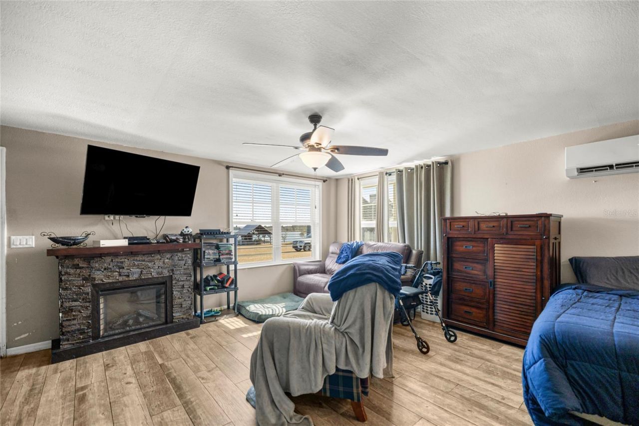 5251 SE 180th Avenue Road , Ocklawaha, FL 32179 Photo