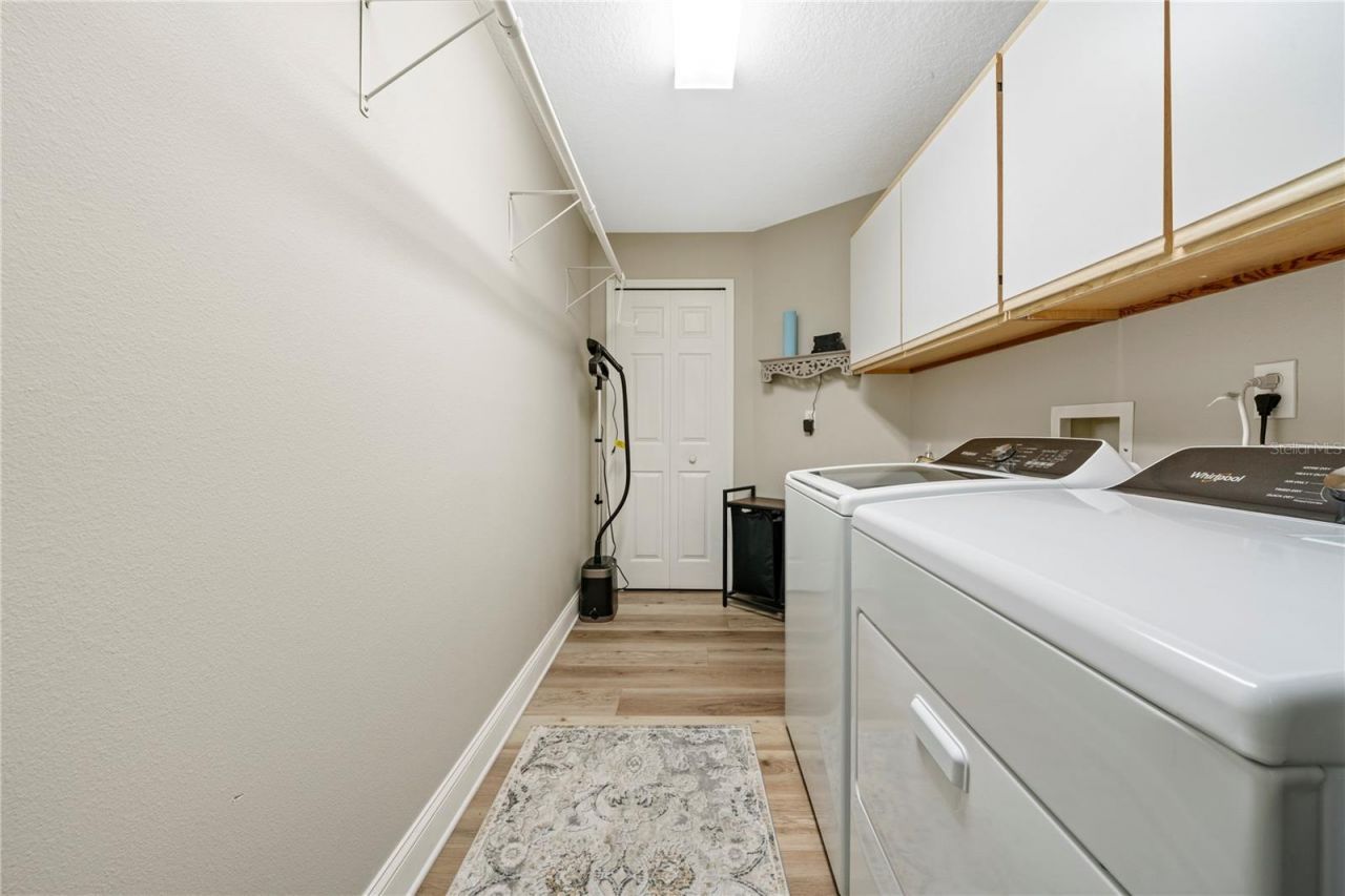 961 Live Oak Avenue Ne, Saint Petersburg, FL 33703 Photo