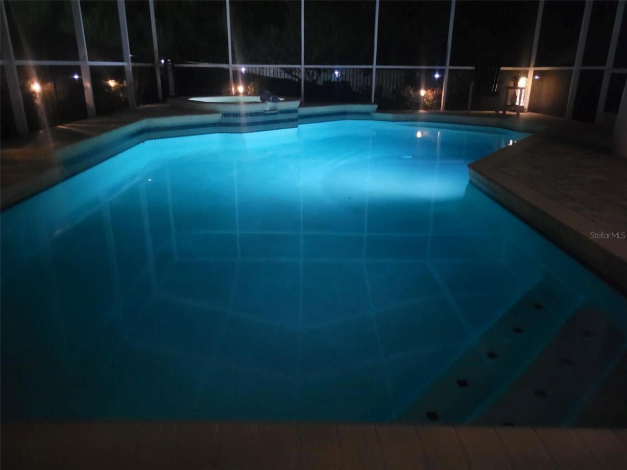 961 Live Oak Avenue Ne, Saint Petersburg, FL 33703 Photo