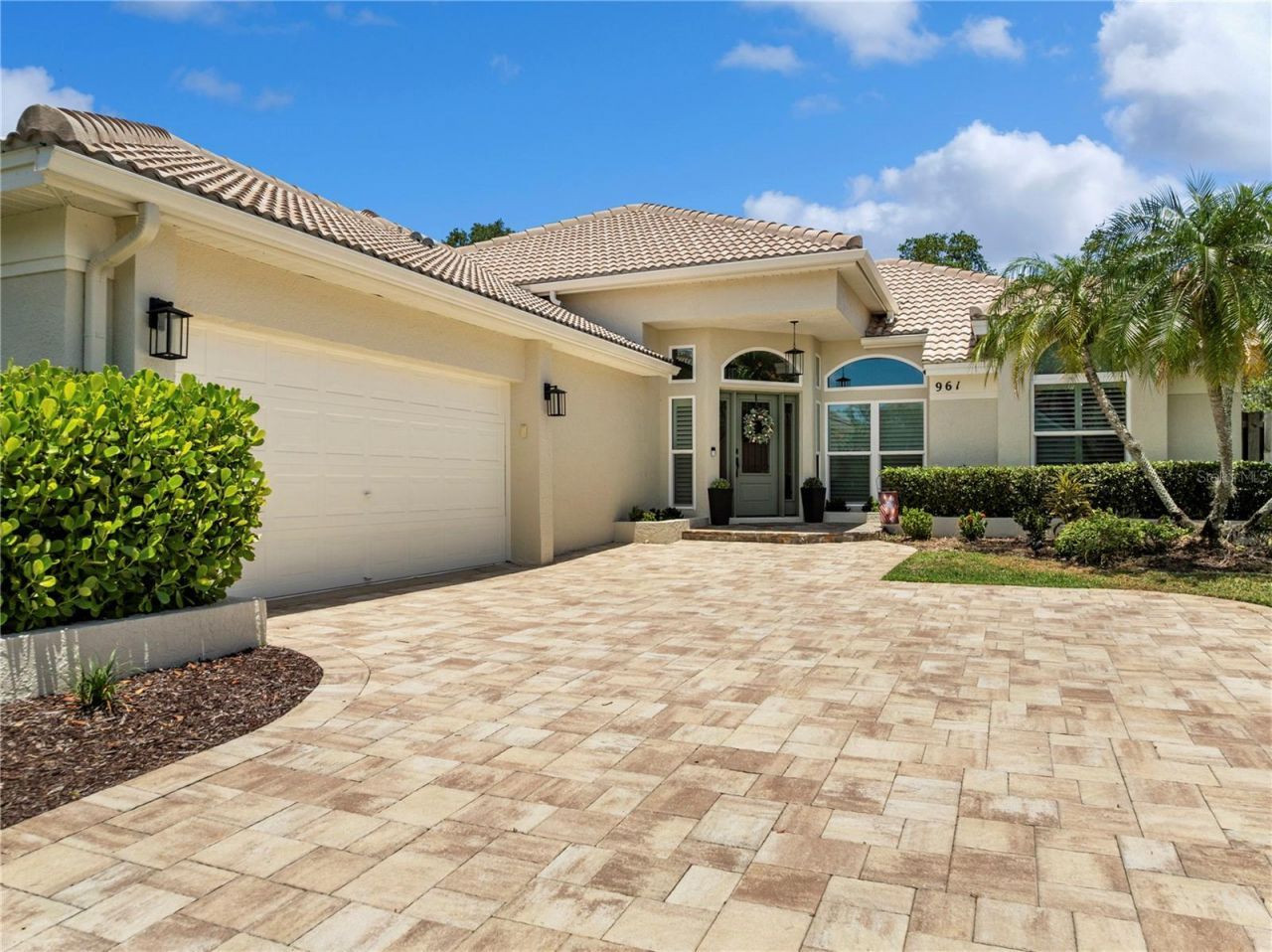 961 Live Oak Avenue Ne, Saint Petersburg, FL 33703 Photo