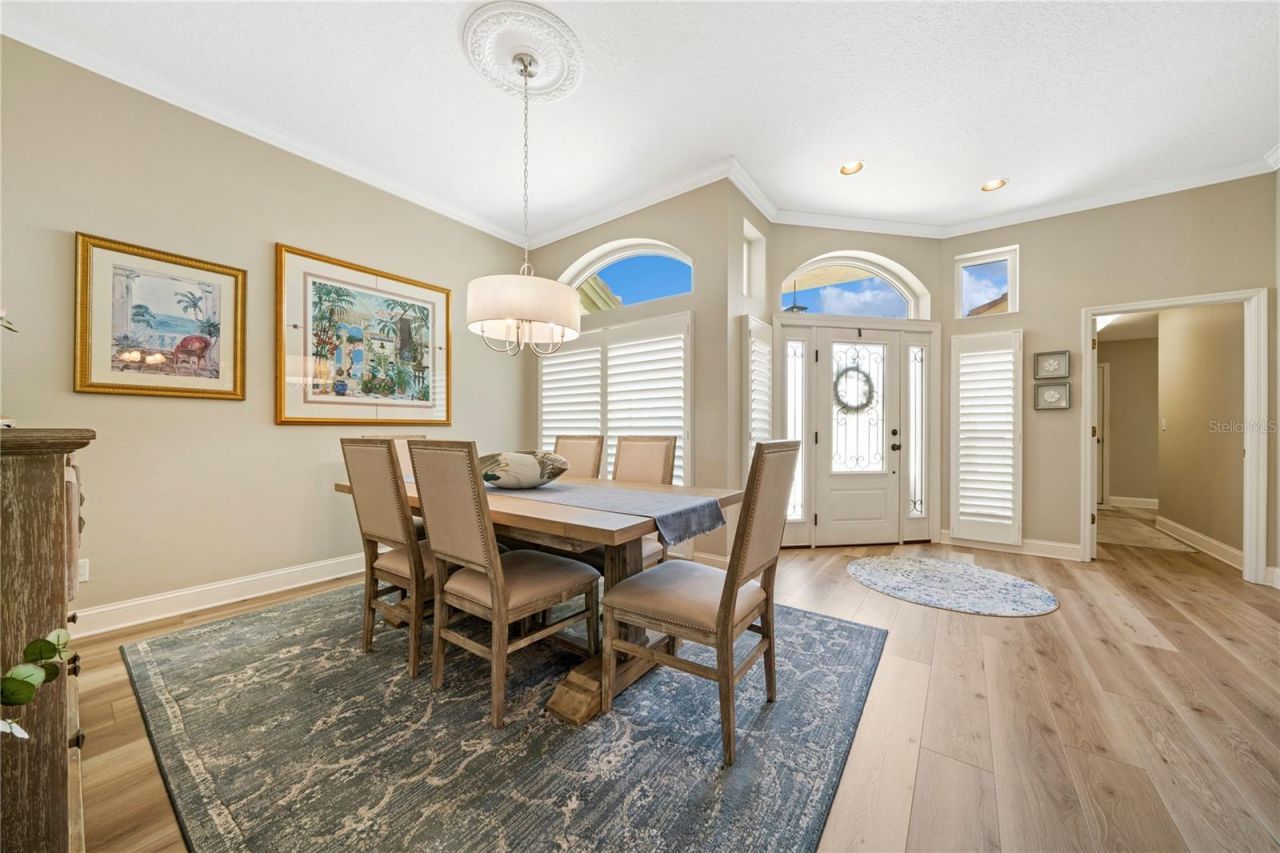 961 Live Oak Avenue Ne, Saint Petersburg, FL 33703 Photo