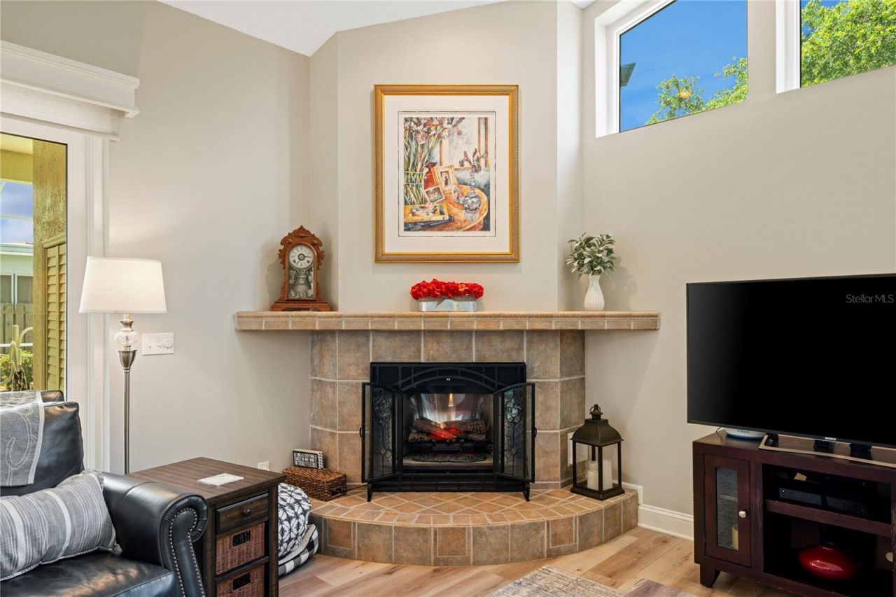 961 Live Oak Avenue Ne, Saint Petersburg, FL 33703 Photo