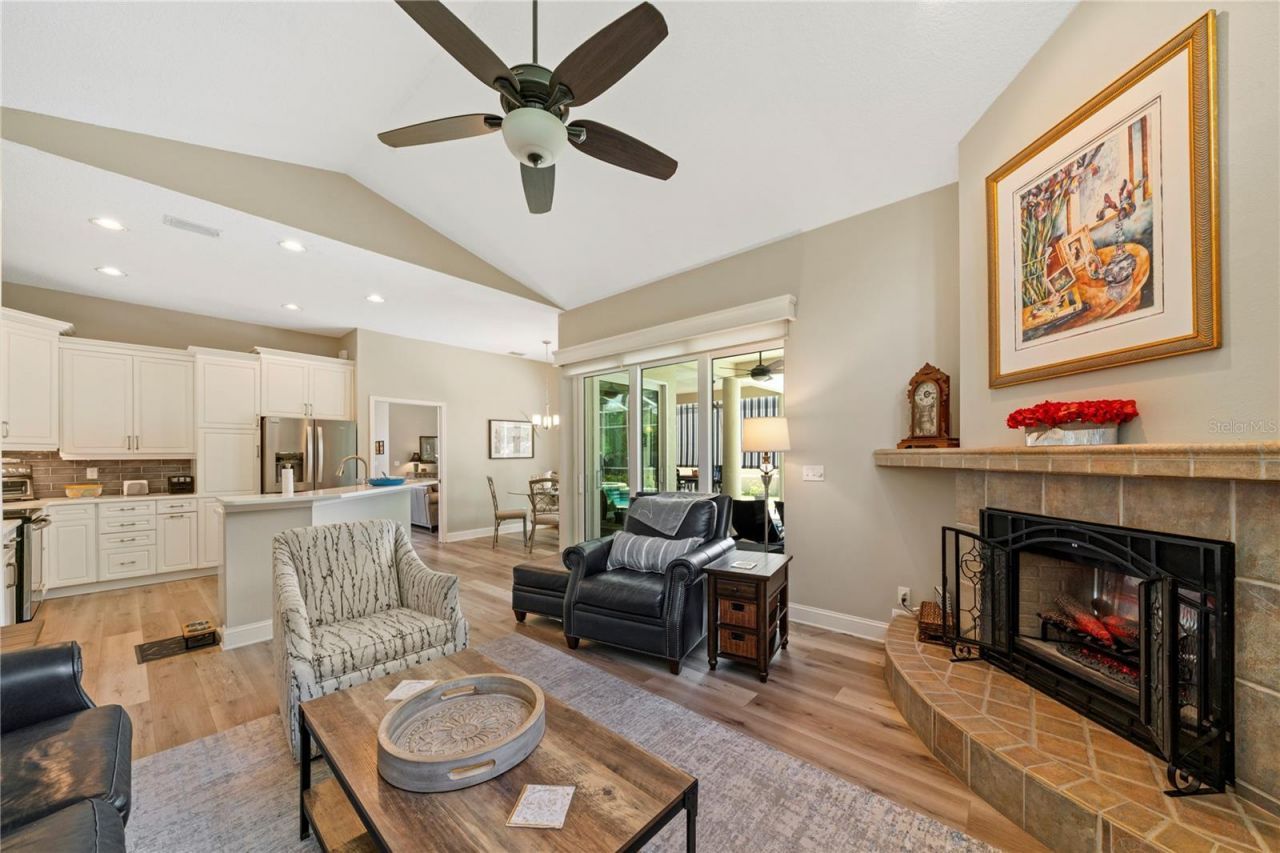 961 Live Oak Avenue Ne, Saint Petersburg, FL 33703 Photo