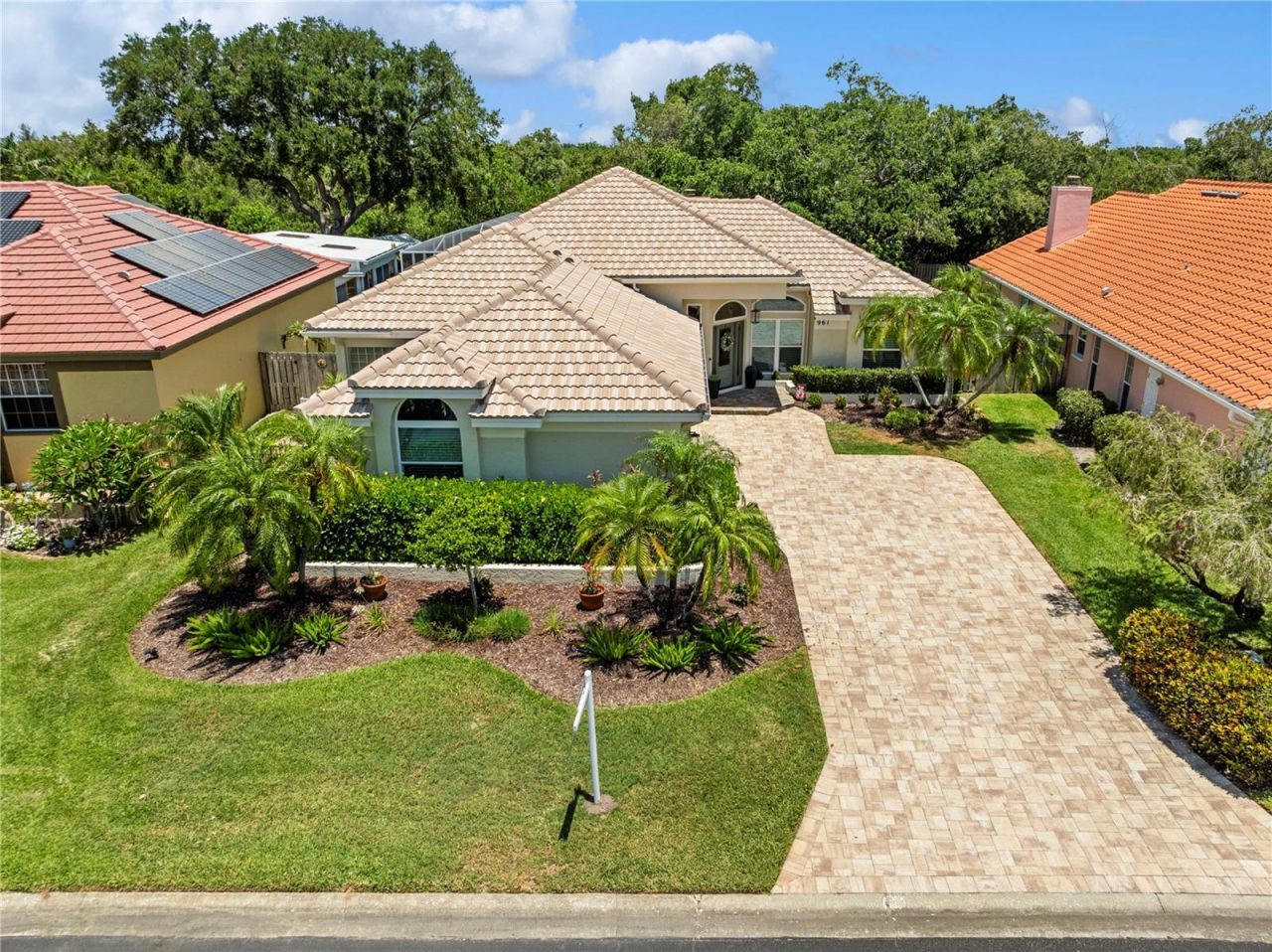 961 Live Oak Avenue Ne, Saint Petersburg, FL 33703 Photo