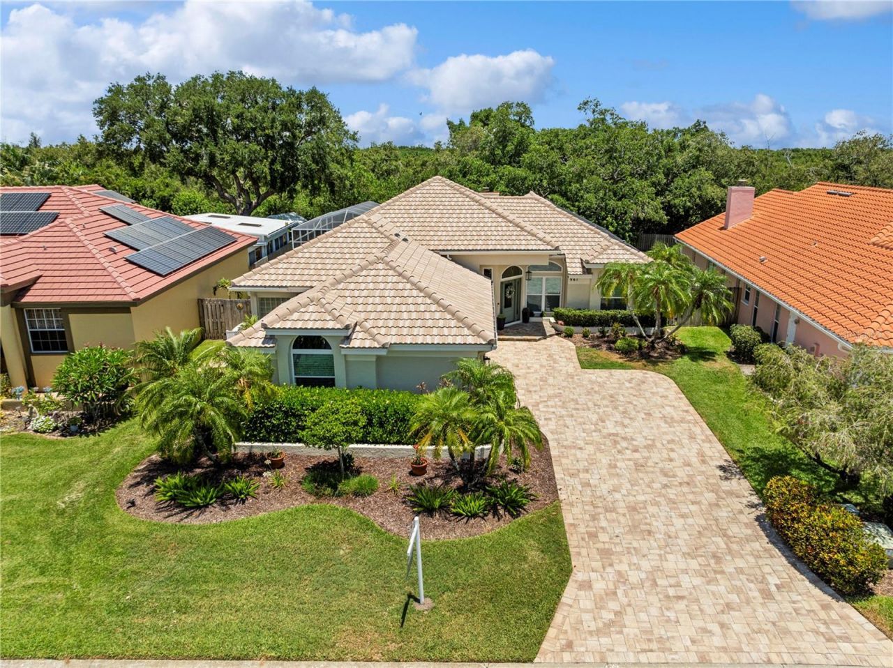 961 Live Oak Avenue Ne, Saint Petersburg, FL 33703 Photo