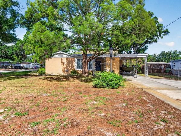 825 W WHATLEY PLACE, TAMPA, FL 33604