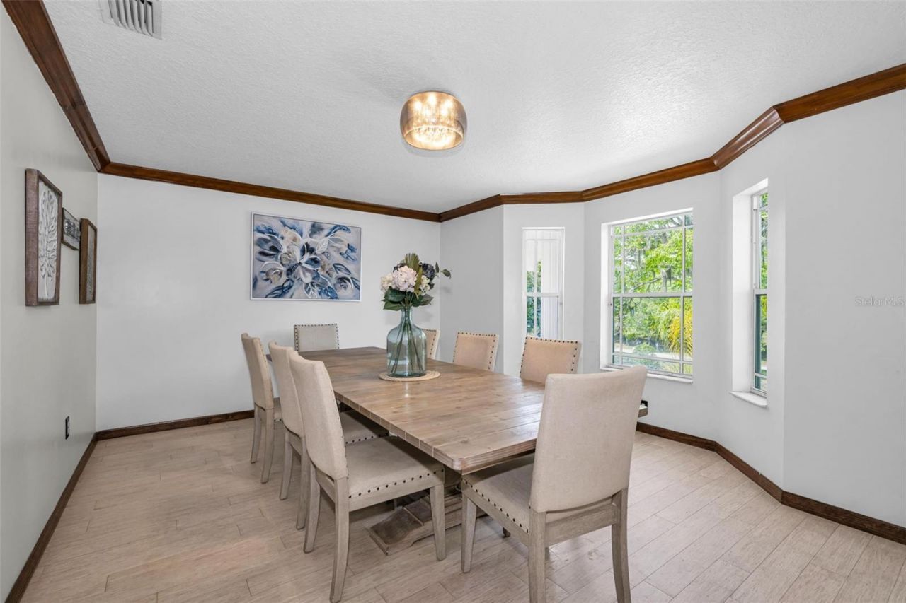 11046 Lakeview Drive, New Port Richey, FL 34654 Photo