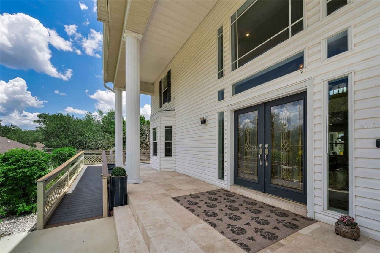11046 Lakeview Drive, New Port Richey, FL 34654 Photo
