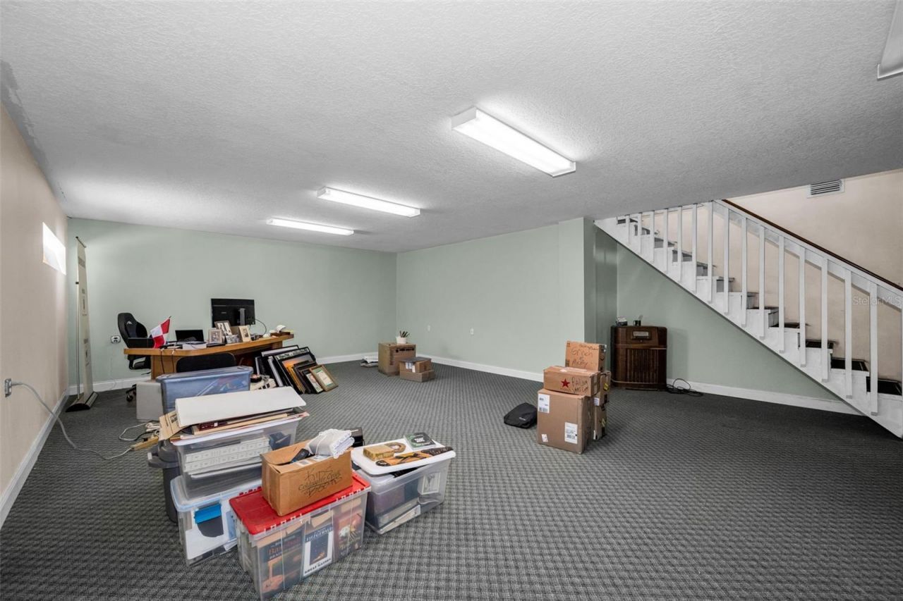 11046 Lakeview Drive, New Port Richey, FL 34654 Photo