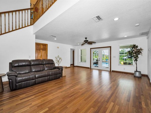 11046 LAKEVIEW DRIVE , NEW PORT RICHEY, FL 34654
