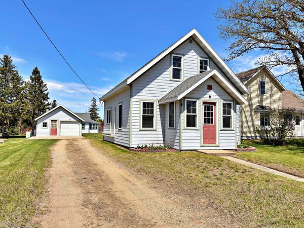 115 Main Street NW, Menahga, MN 56464