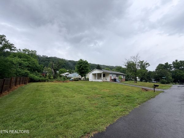 3421 Bellgreen Lane, Knoxville, TN 37918