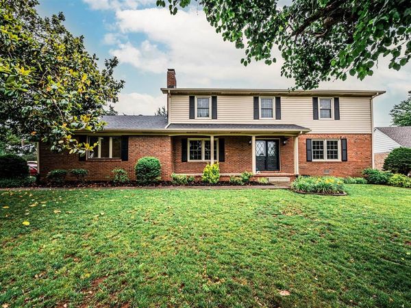 1617 Patrick Way , Bowling Green, KY 42104