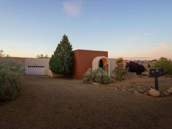 6115 La Paz Road NE, Rio Rancho, NM 87144