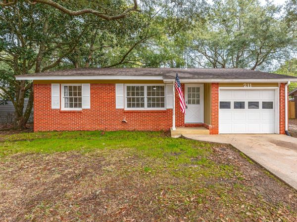211 20th Street, Niceville, FL 32578