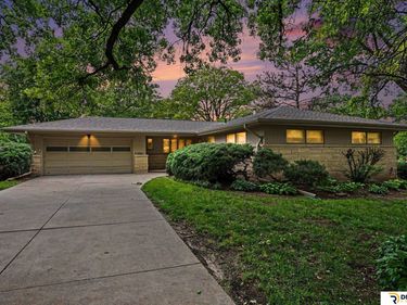 1501 S 58 Street , Lincoln, NE 68506