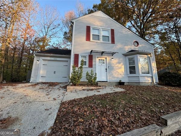 5883 Brookside Drive SE, Mableton, GA 30126