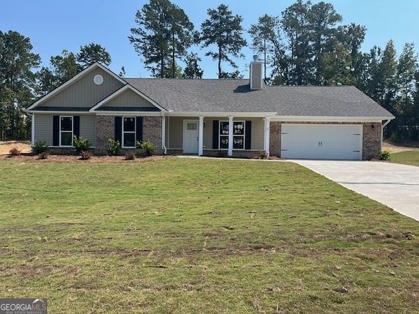 487 Riley Circle NW, Milledgeville, GA 31061