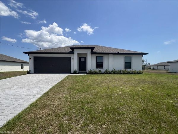 448 Burrstone DR , LEHIGH ACRES, FL 33974