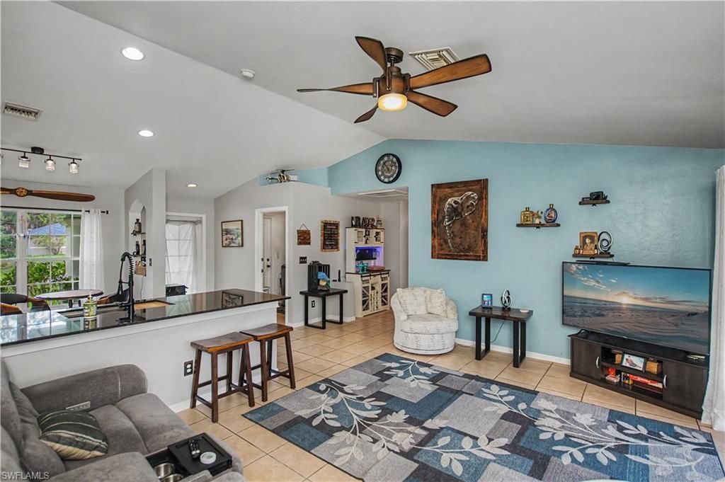3837 Hillandale St, Fort Myers, FL 33905 Photo
