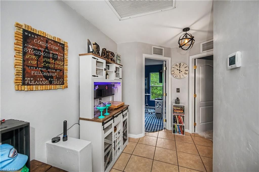 3837 Hillandale St, Fort Myers, FL 33905 Photo
