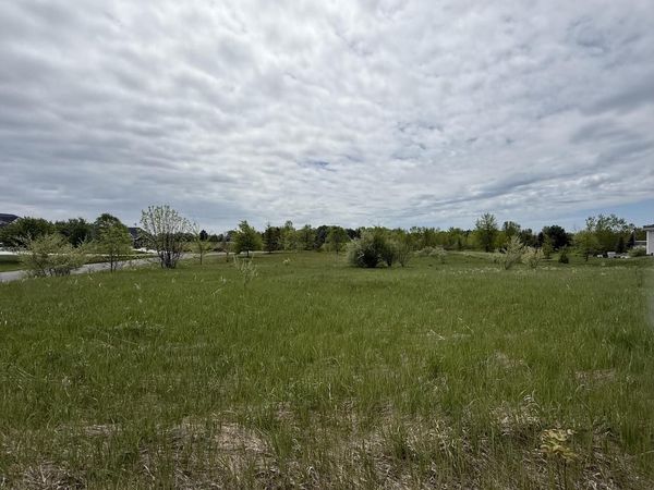 Lt17 SOMERS LANE, Port Washington, WI 53074