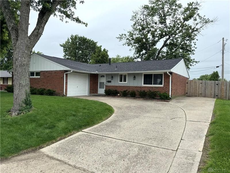 6501 Hemingway Road, Huber Heights, OH 45424 Photo 1