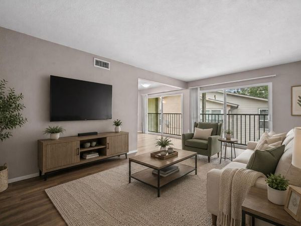 2124 Burton DR, Unit 204, Austin, TX 78741