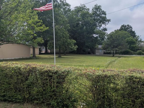 2213 Central , Jonesboro, AR 72401