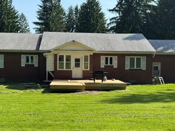 2875 Eldersville Rd., Follansbee, WV 26037