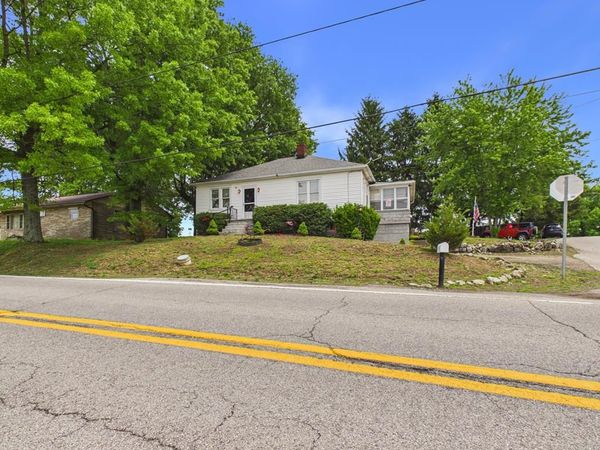 8 N. Green Hills, Glen Dale, WV 26038