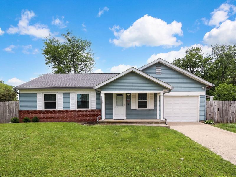 3678 Wynds Drive, Columbus, OH 43232 Photo 2