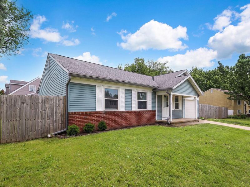 3678 Wynds Drive, Columbus, OH 43232 Photo 3