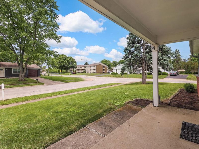 3678 Wynds Drive, Columbus, OH 43232 Photo 7