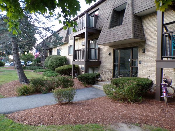 9 Tiffany Road, Unit 1, Salem, NH 03079