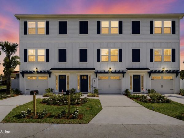 1308 1ST Avenue N, Jacksonville Beach, FL 32250